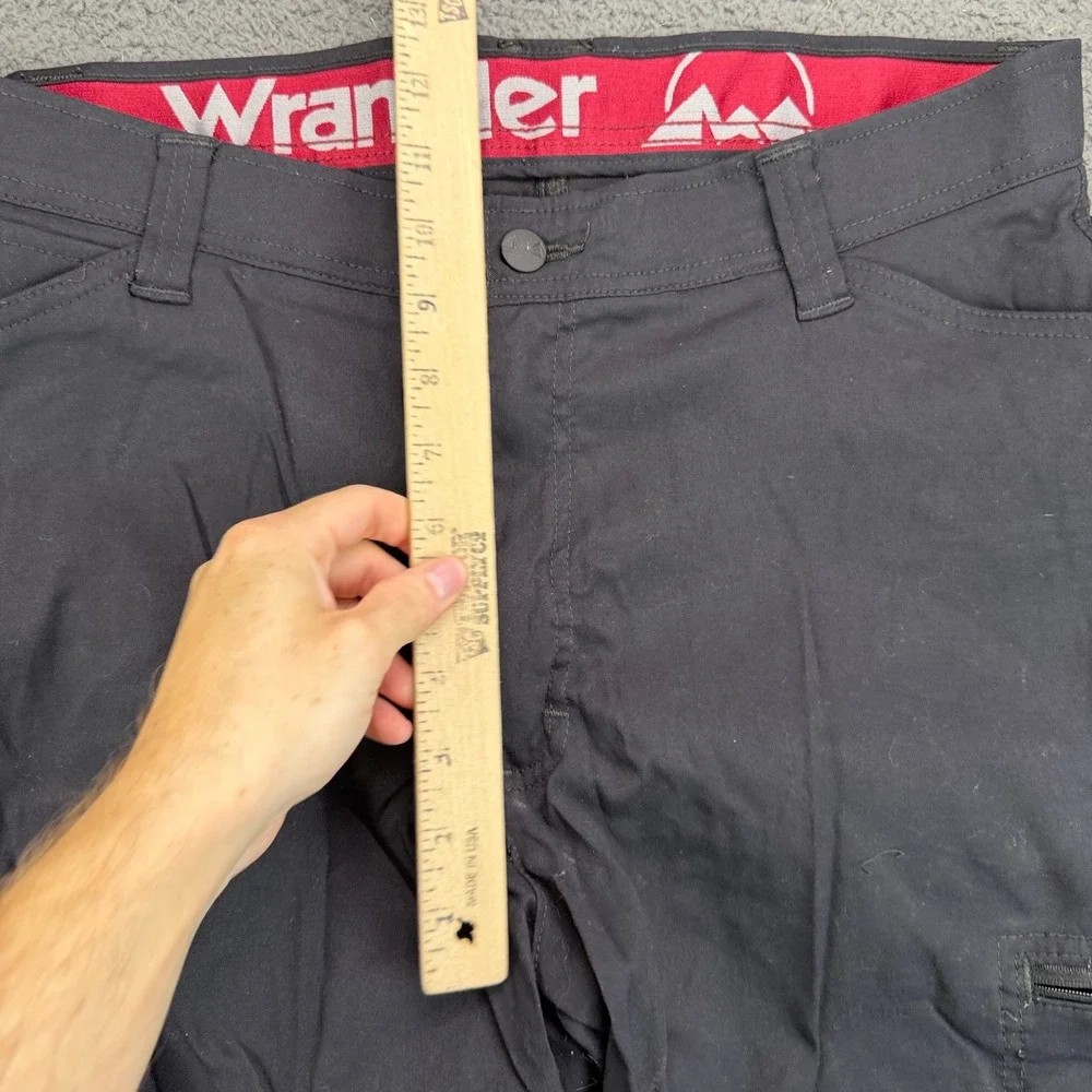 Wrangler Mens Outdoor Series Black Cargo Pants 34x32 10NWTRNB Nylon Stretch
